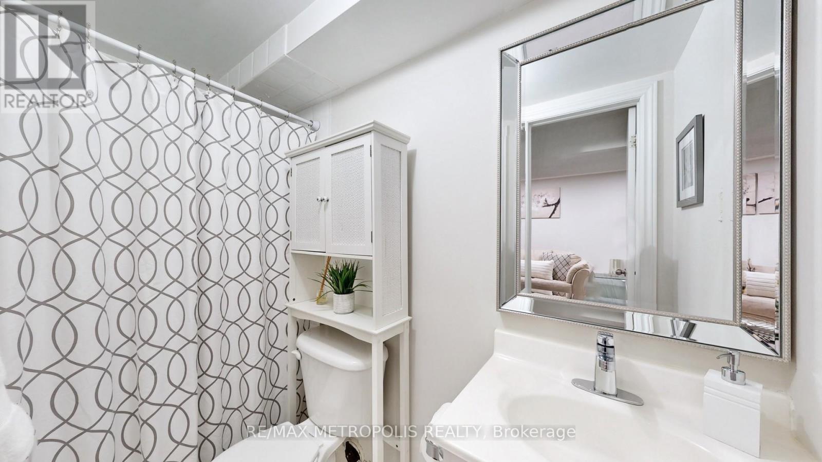 220 Deepsprings Crescent, Vaughan, Ontario  L6A 3W1 - Photo 41 - N12936428