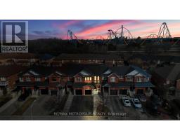 220 DEEPSPRINGS CRESCENT, Vaughan, Ontario