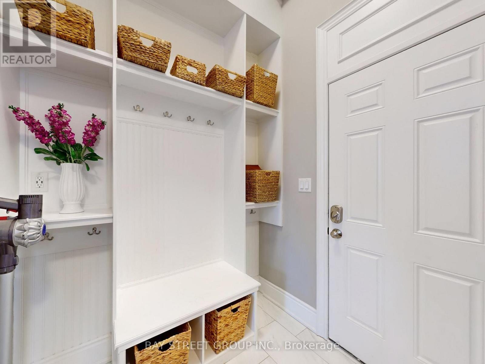 39 Cairns Gate, King, Ontario  L7B 0P5 - Photo 21 - N12936436