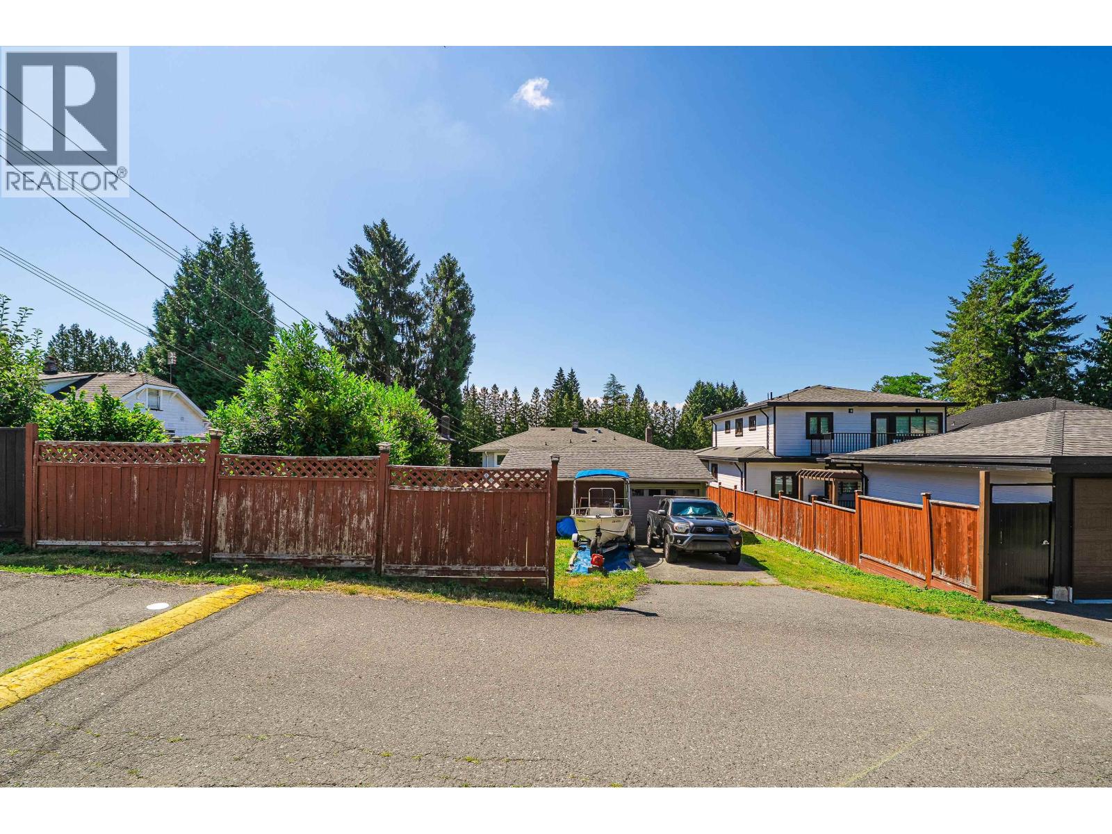 432 W 25th Street, North Vancouver, British Columbia  V7N 2G2 - Photo 35 - R3072773