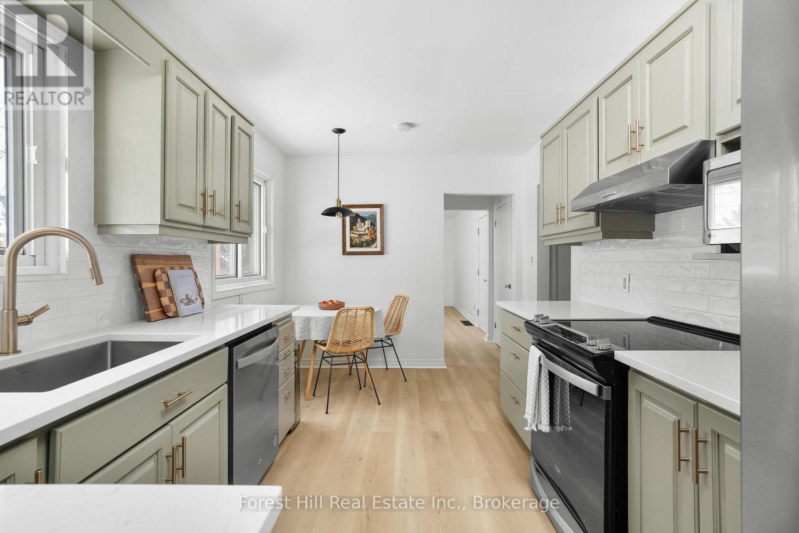 1 Maplecrest Court, Huntsville, Ontario  P1H 1G2 - Photo 14 - X12827366