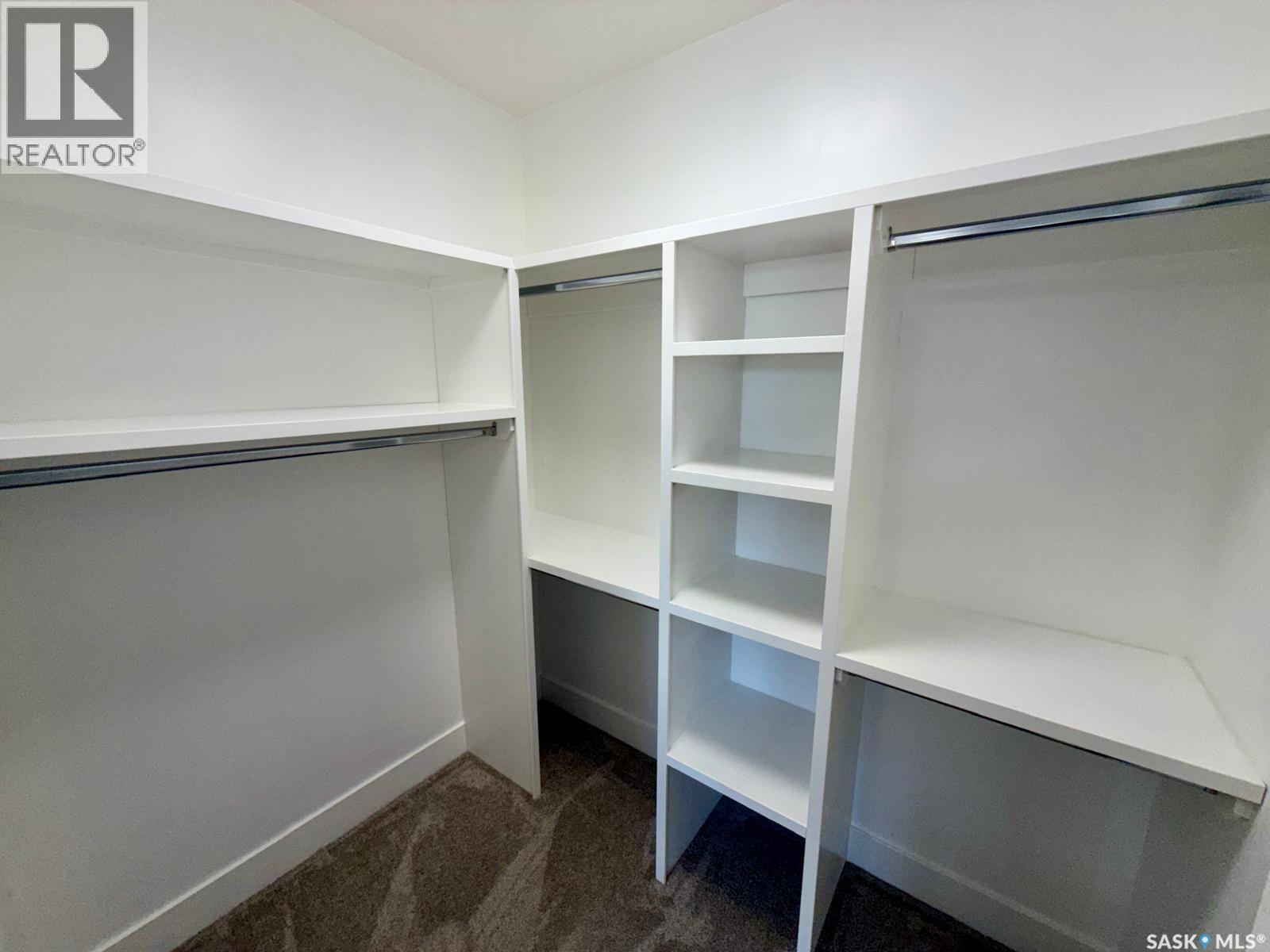 3326 Green Turtle Road, Regina, Saskatchewan  S4V 3N6 - Photo 11 - SK031619