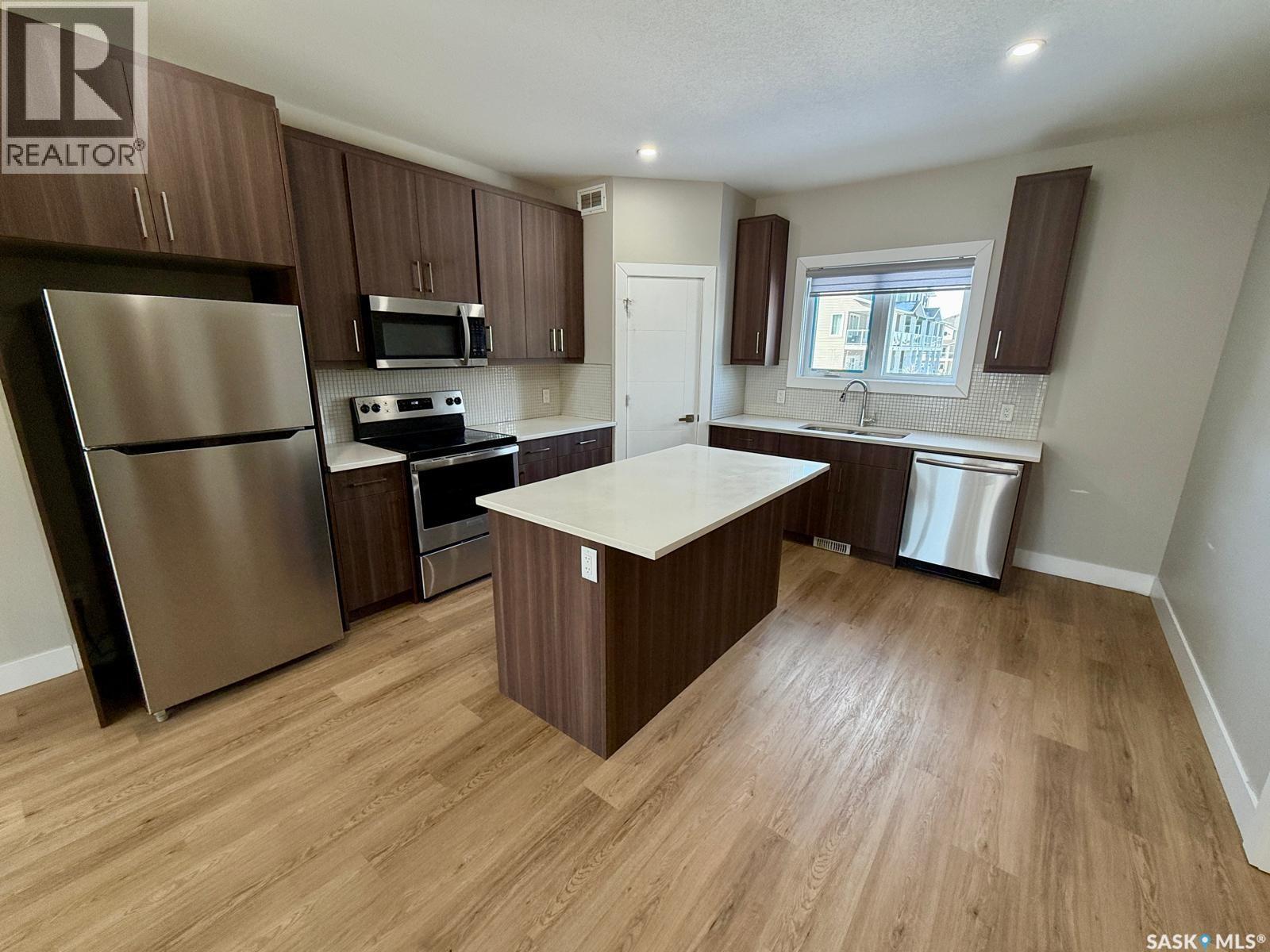 3326 Green Turtle Road, Regina, Saskatchewan  S4V 3N6 - Photo 7 - SK031619