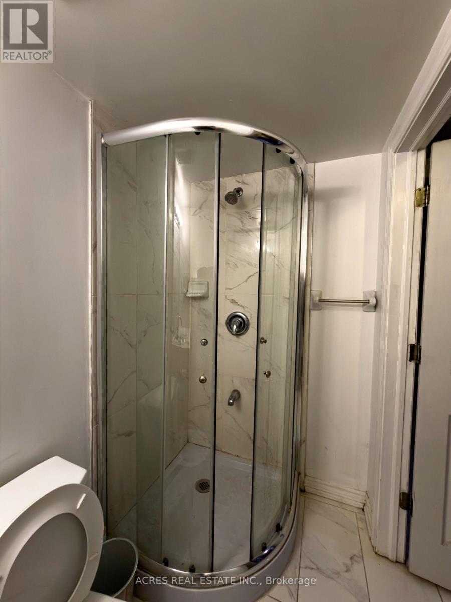 20 Gladeside Place W, Brampton, Ontario  L6S 1X3 - Photo 16 - W12934940