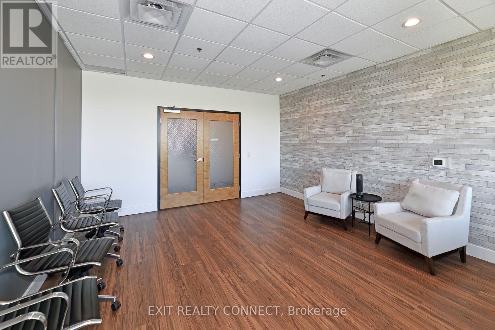 208 - 3485 Rebecca Street, Oakville, Ontario  L6L 6X9 - Photo 23 - W12936360