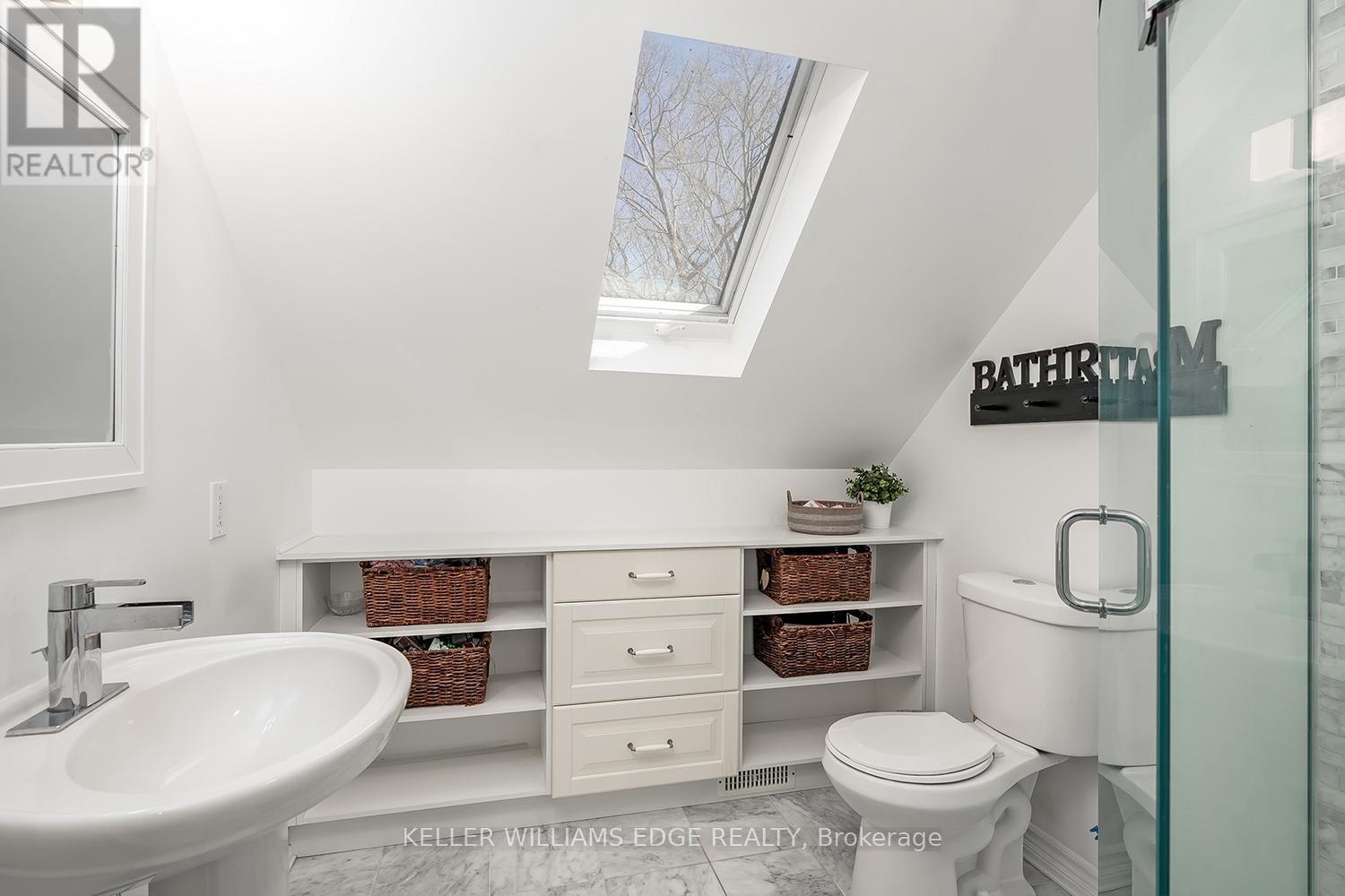 220 Townsend Avenue, Burlington, Ontario  L7T 1Z4 - Photo 22 - W12936376