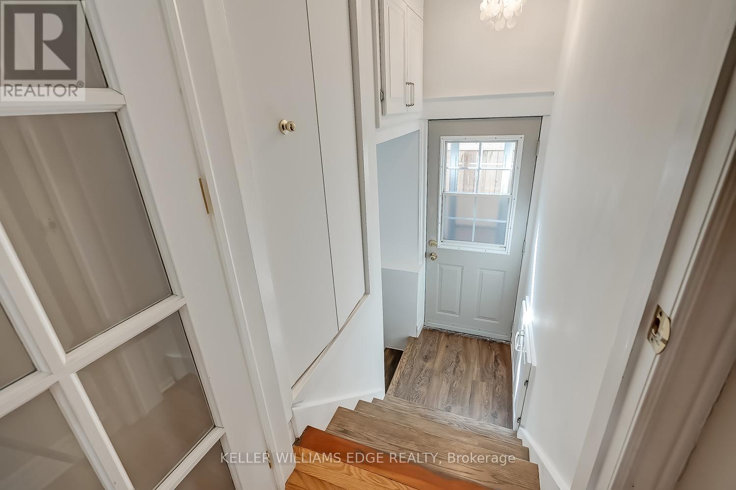 220 Townsend Avenue, Burlington, Ontario  L7T 1Z4 - Photo 23 - W12936376