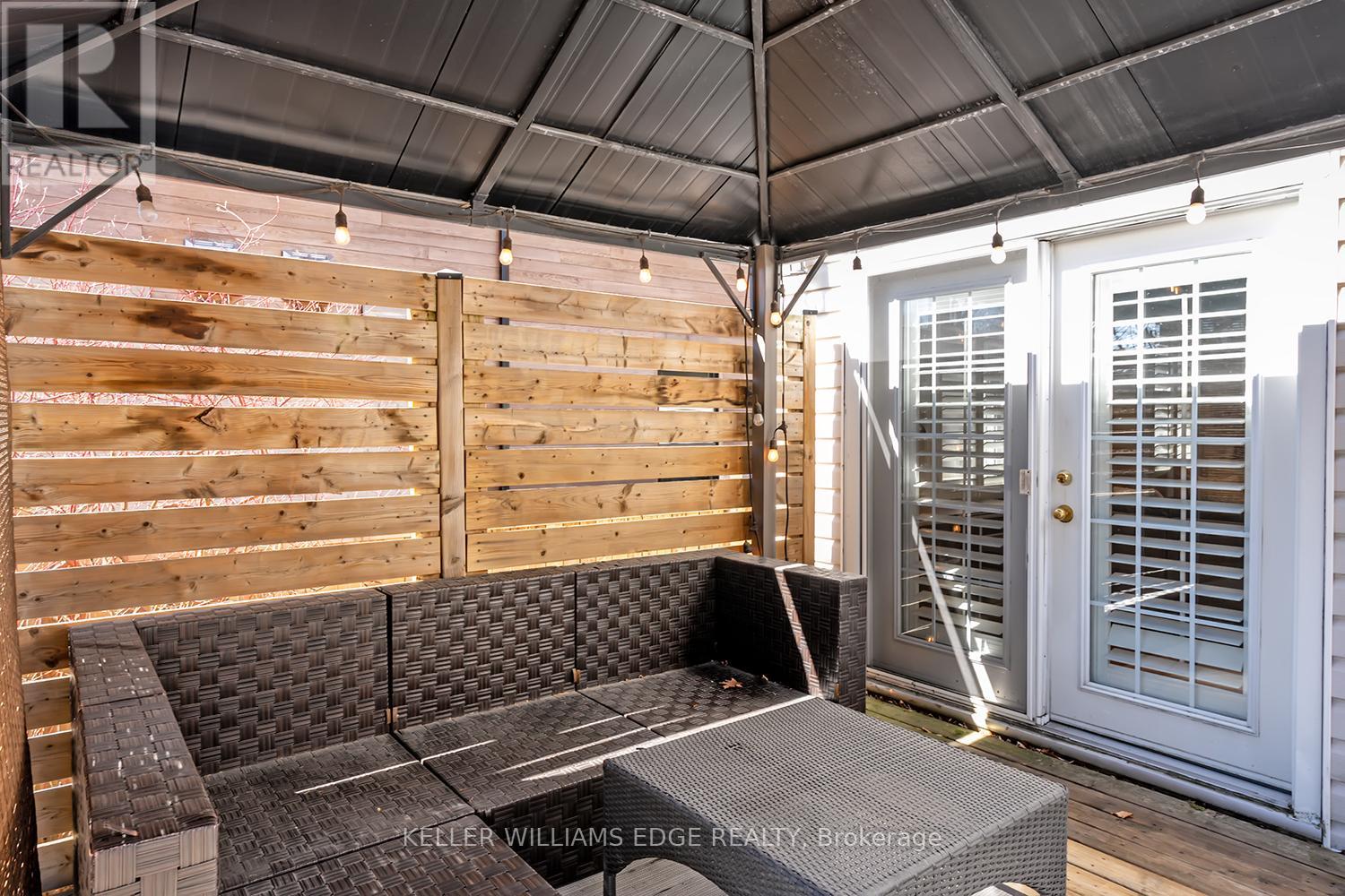 220 Townsend Avenue, Burlington, Ontario  L7T 1Z4 - Photo 31 - W12936376