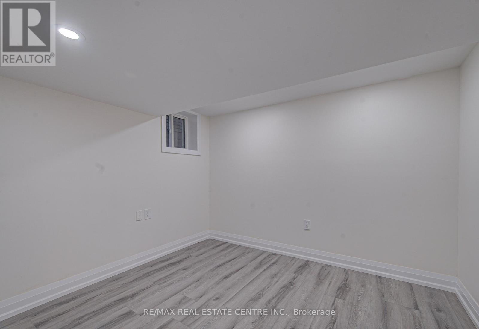 2 - 383 Rexford Drive, Hamilton, Ontario  L8W 2M4 - Photo 16 - X12932028