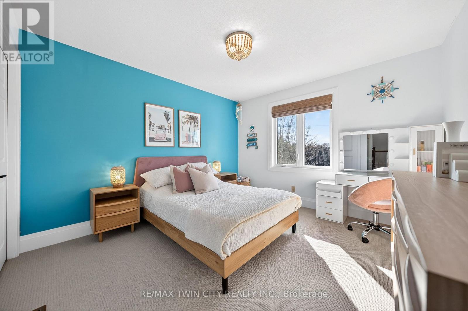 553 Sandbrooke Court, Waterloo, Ontario  N2T 2H4 - Photo 29 - X12936400