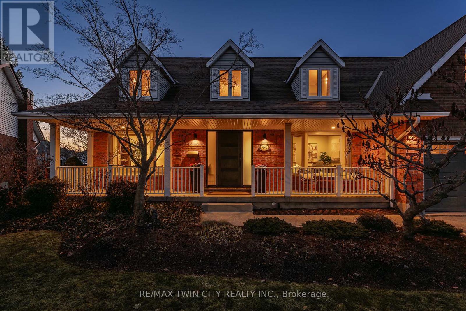 553 Sandbrooke Court, Waterloo, Ontario  N2T 2H4 - Photo 3 - X12936400