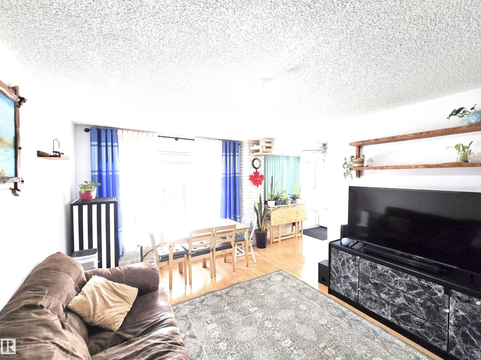 80 Amberly Ct Nw, Edmonton, Alberta  T5A 2H9 - Photo 4 - E4476556