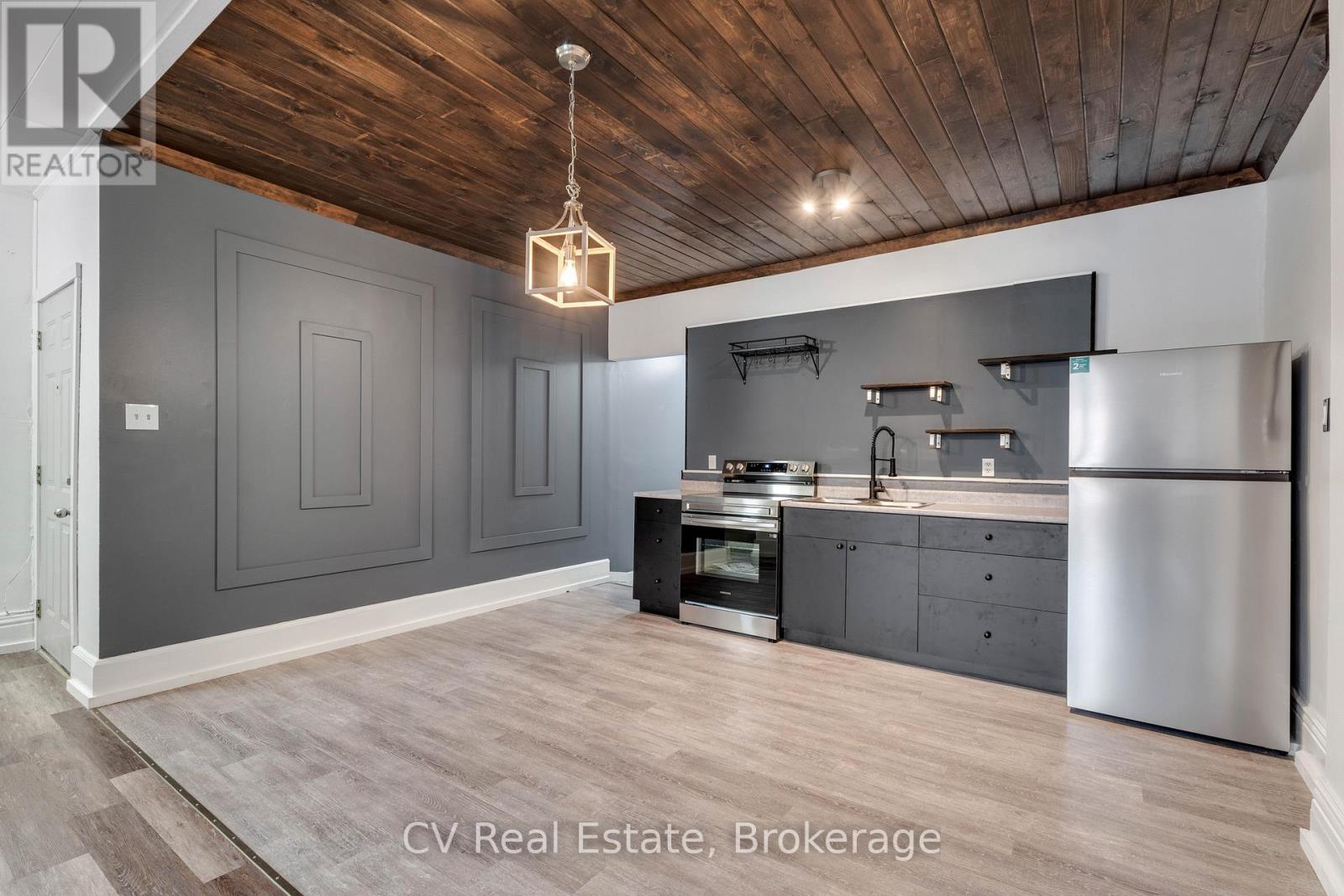 5 - 43 MANITOBA STREET, Bracebridge, Ontario