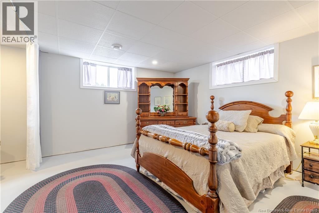 71 Stapleton Street, Fredericton, New Brunswick  E3C 0J5 - Photo 34 - NB135362