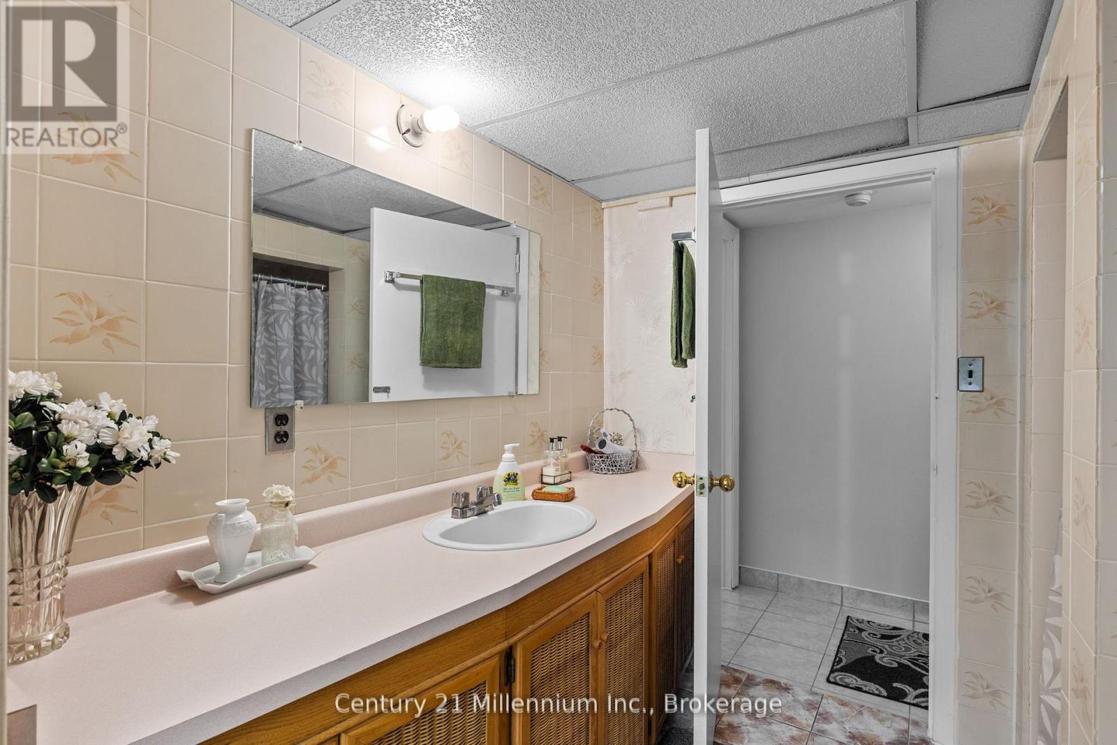 49 32nd Street N, Wasaga Beach, Ontario  L9Z 2C4 - Photo 24 - S12936492