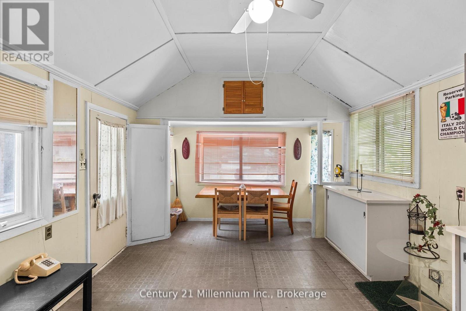 49 32nd Street N, Wasaga Beach, Ontario  L9Z 2C4 - Photo 32 - S12936492