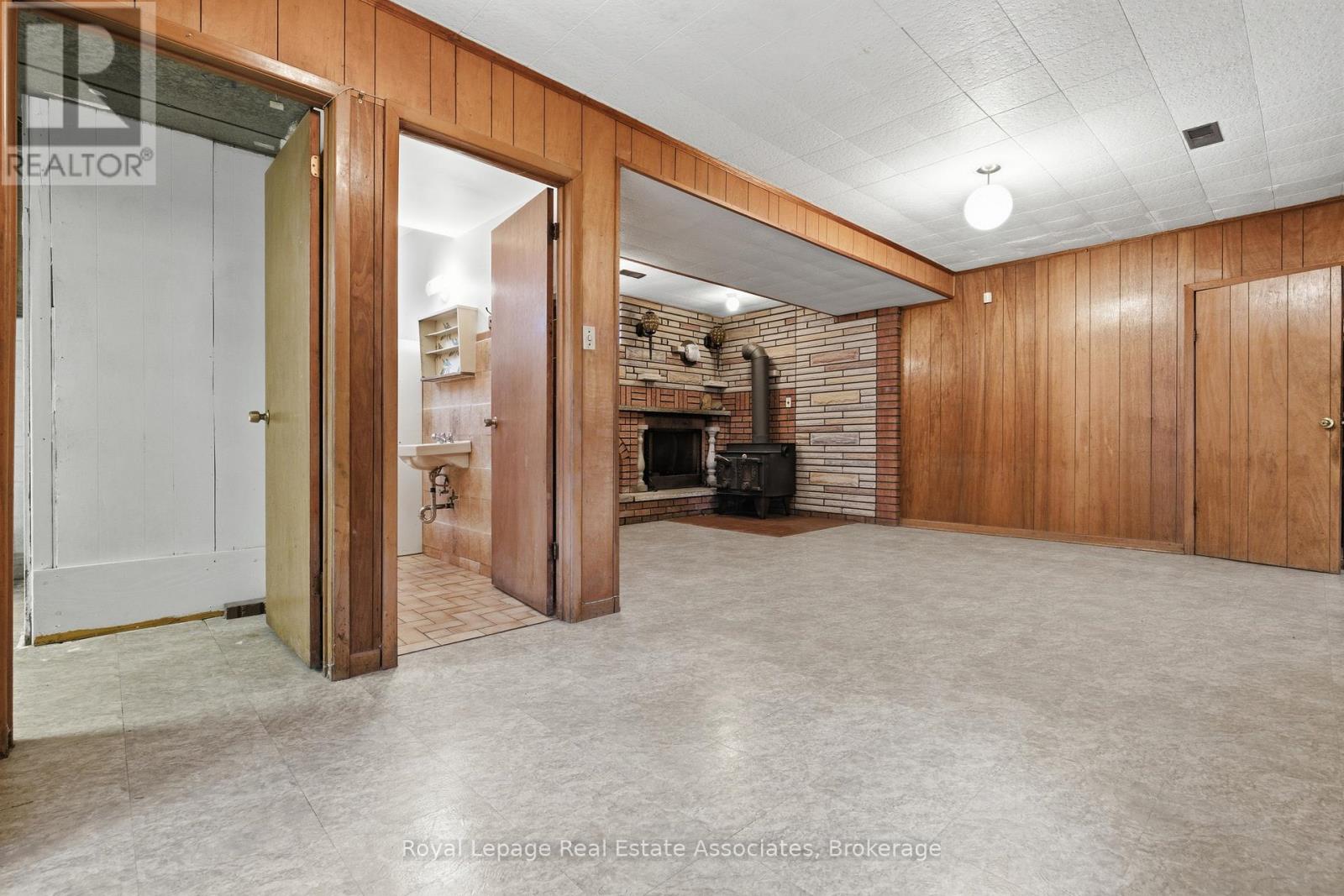 117 Harding Avenue, Toronto, Ontario  M6M 3A4 - Photo 22 - W12805654