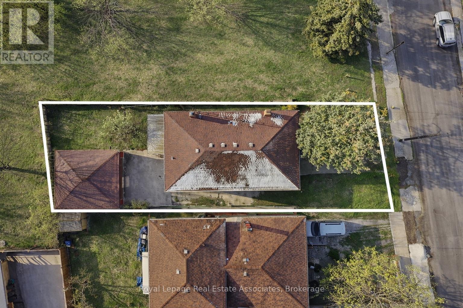 117 Harding Avenue, Toronto, Ontario  M6M 3A4 - Photo 27 - W12805654