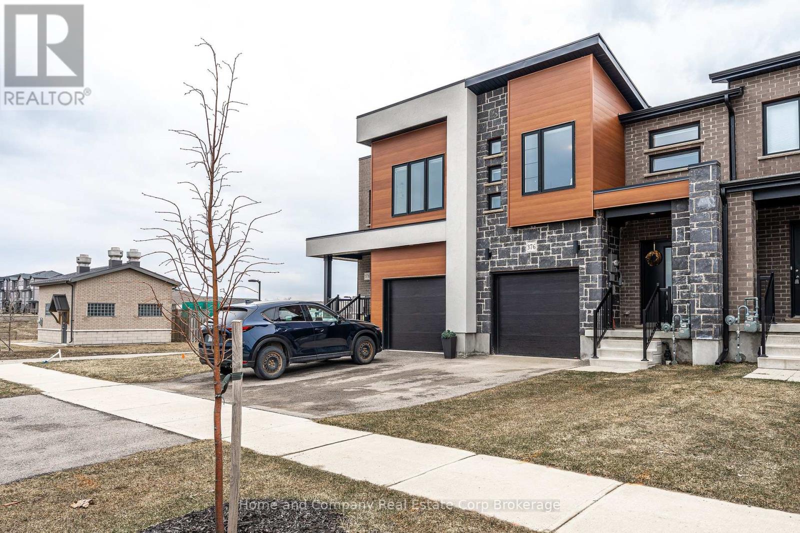 376 Bradshaw Drive, Stratford, Ontario  N5A 0K2 - Photo 1 - X12936648