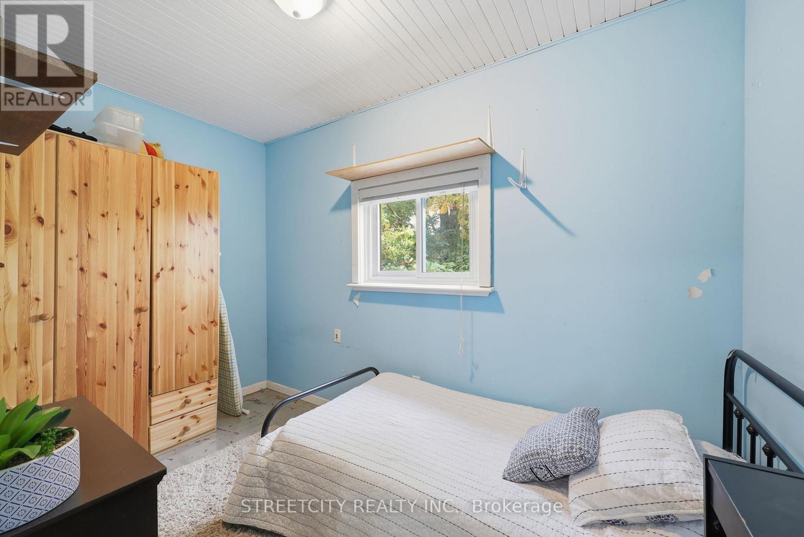 8 Bellevue Avenue, London South, Ontario  N6C 4A5 - Photo 16 - X12776938