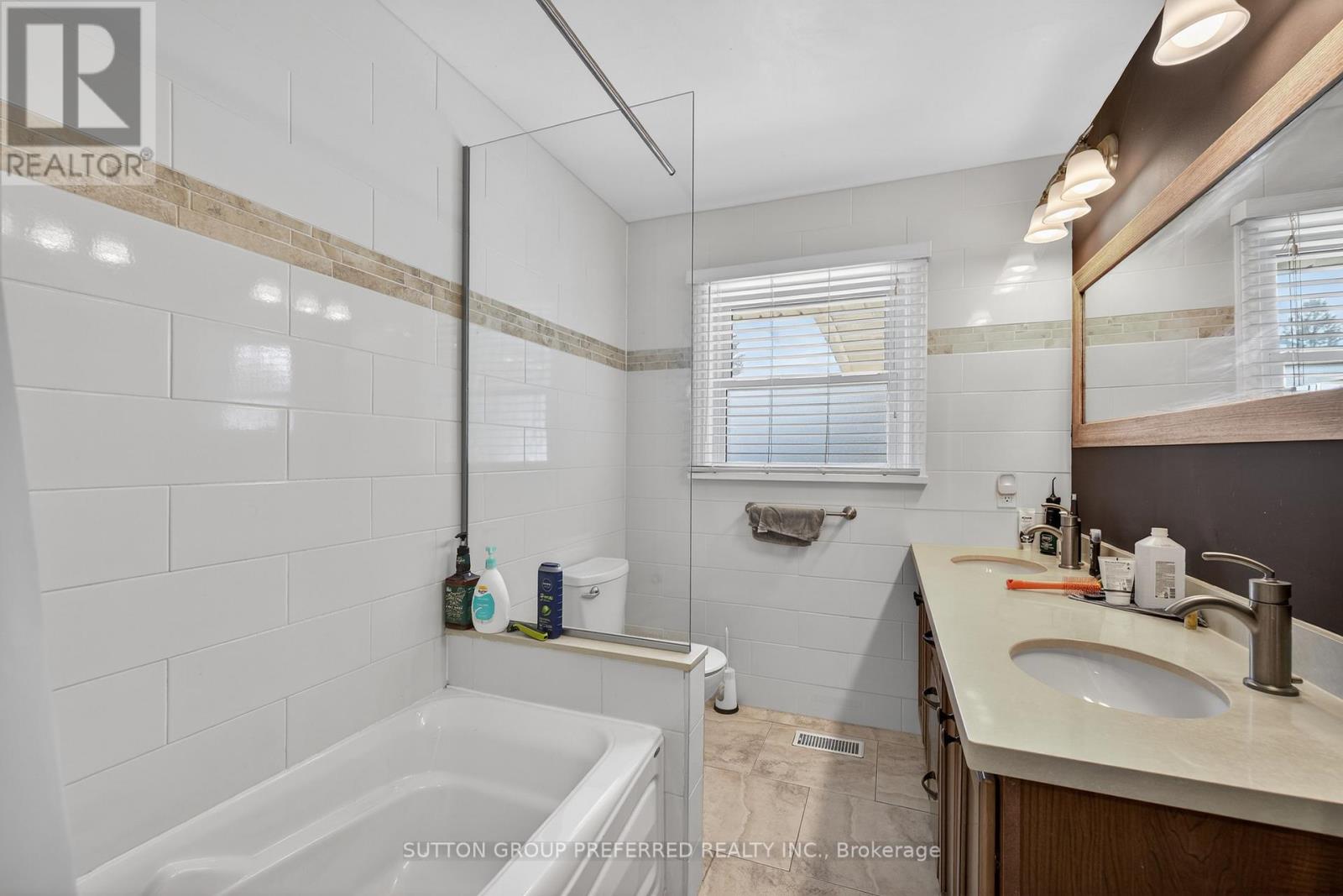 193 David Street, Thames Centre, Ontario  N0L 1G1 - Photo 17 - X12927192