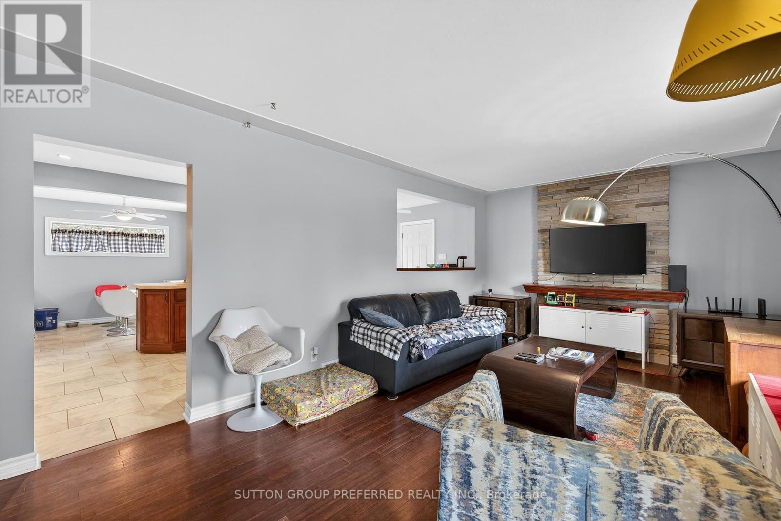 193 David Street, Thames Centre, Ontario  N0L 1G1 - Photo 8 - X12927192