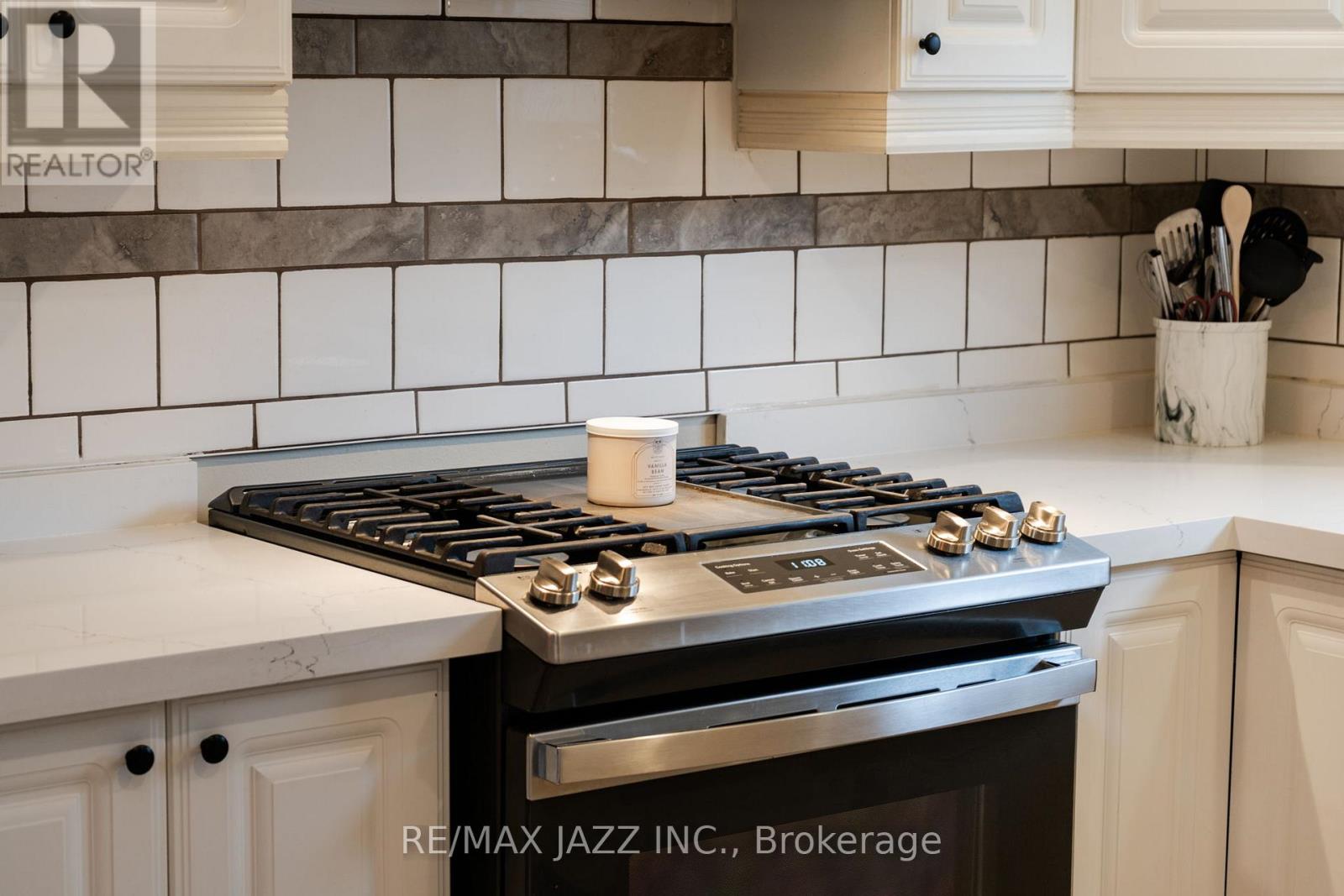 1007 Cardinal Court, Oshawa, Ontario  L1G 6Y3 - Photo 12 - E12936516