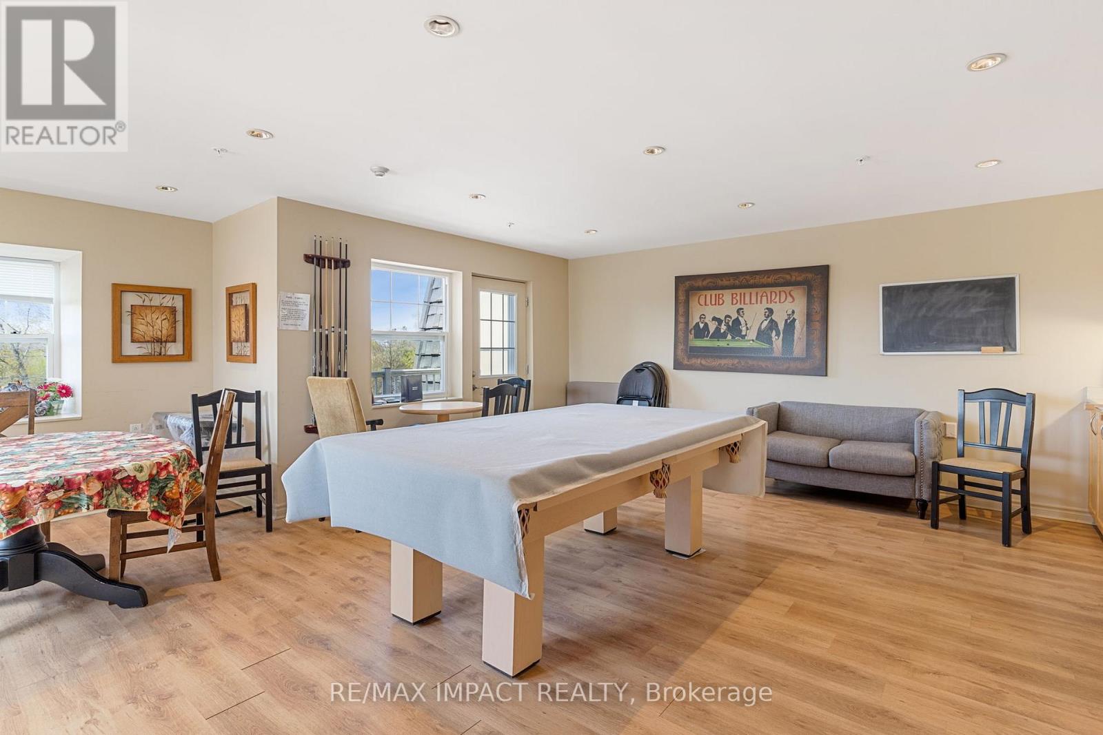 426 - 240 Chapel Street, Cobourg, Ontario  K9A 0E3 - Photo 14 - X12936574