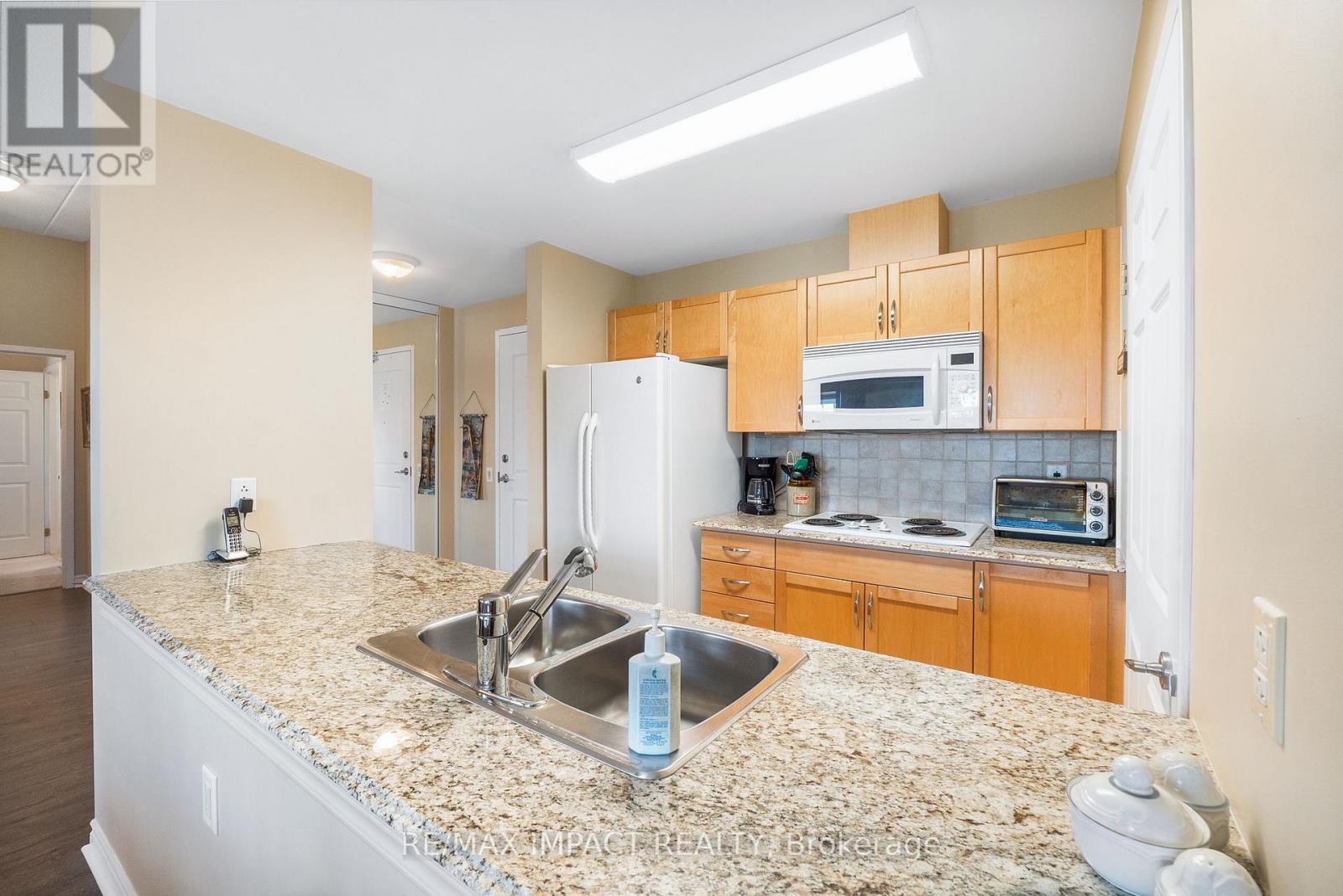 426 - 240 Chapel Street, Cobourg, Ontario  K9A 0E3 - Photo 23 - X12936574