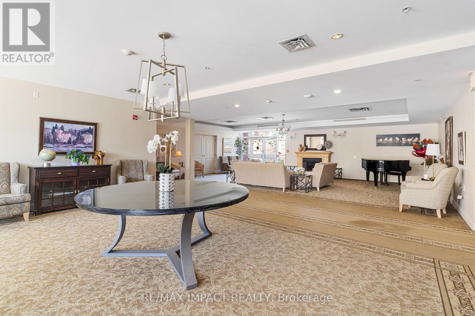 426 - 240 Chapel Street, Cobourg, Ontario  K9A 0E3 - Photo 5 - X12936574