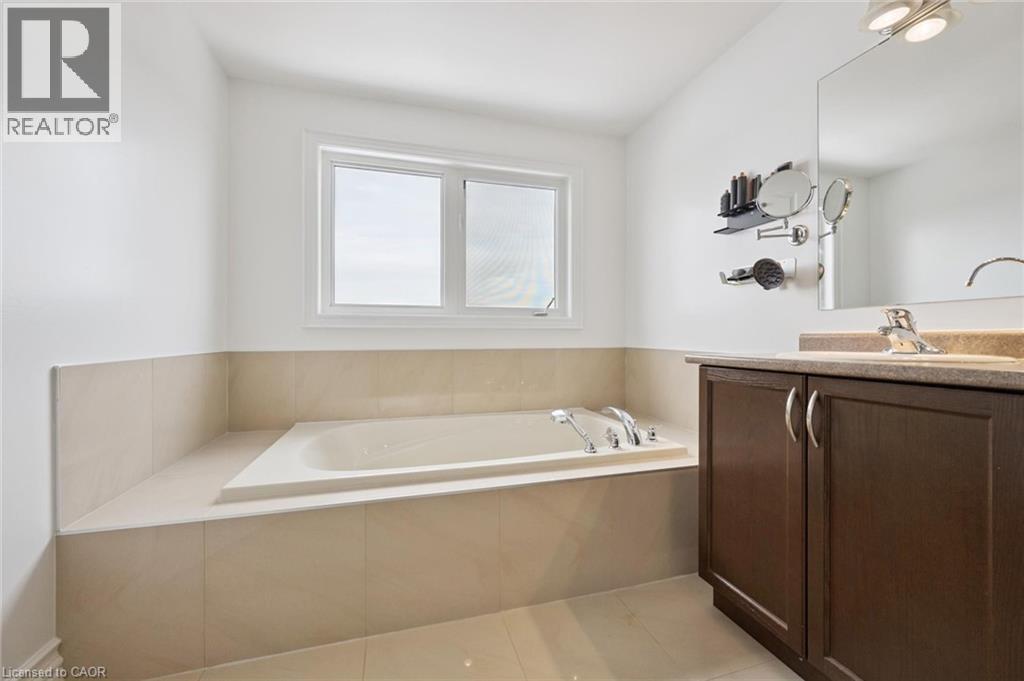 68 Westowanis Drive, Toronto, Ontario  M9W 0C2 - Photo 22 - 40808519