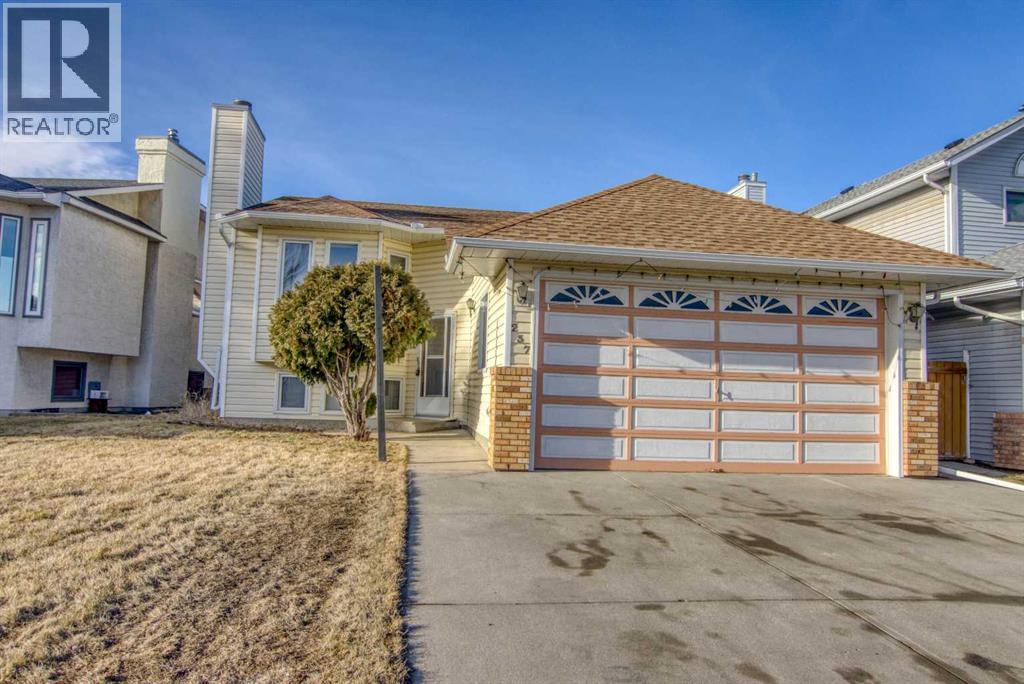 237 Sandarac Drive Nw, Calgary, Alberta  T3K 3W8 - Photo 2 - A2289503