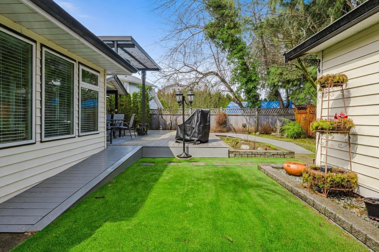 15496 93rd Avenue, Surrey, British Columbia  V3R 9B6 - Photo 31 - R3085596