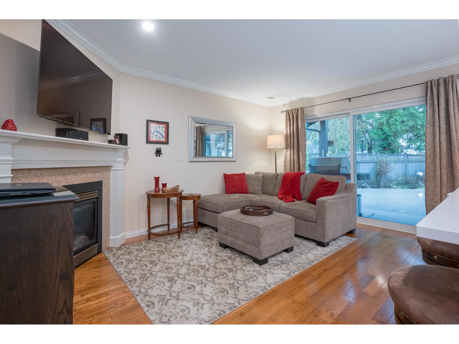 15496 93rd Avenue, Surrey, British Columbia  V3R 9B6 - Photo 7 - R3085596