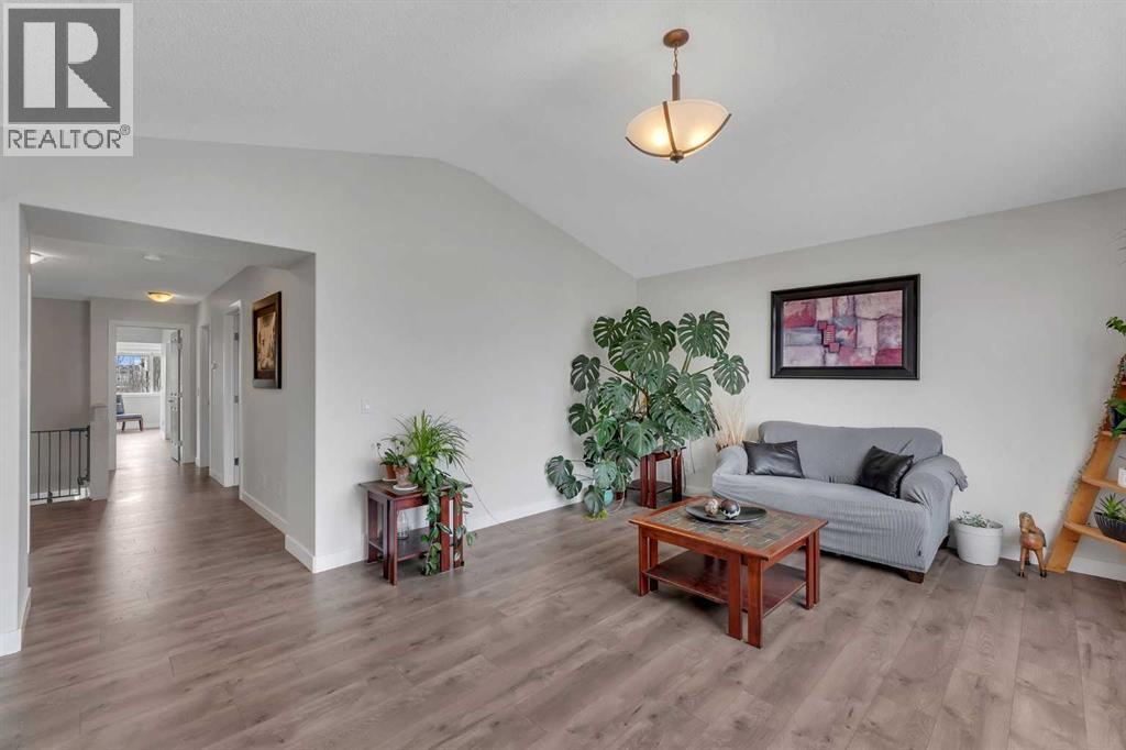 89 Everhollow Rise Sw, Calgary, Alberta  T2Y 0B1 - Photo 23 - A2296517