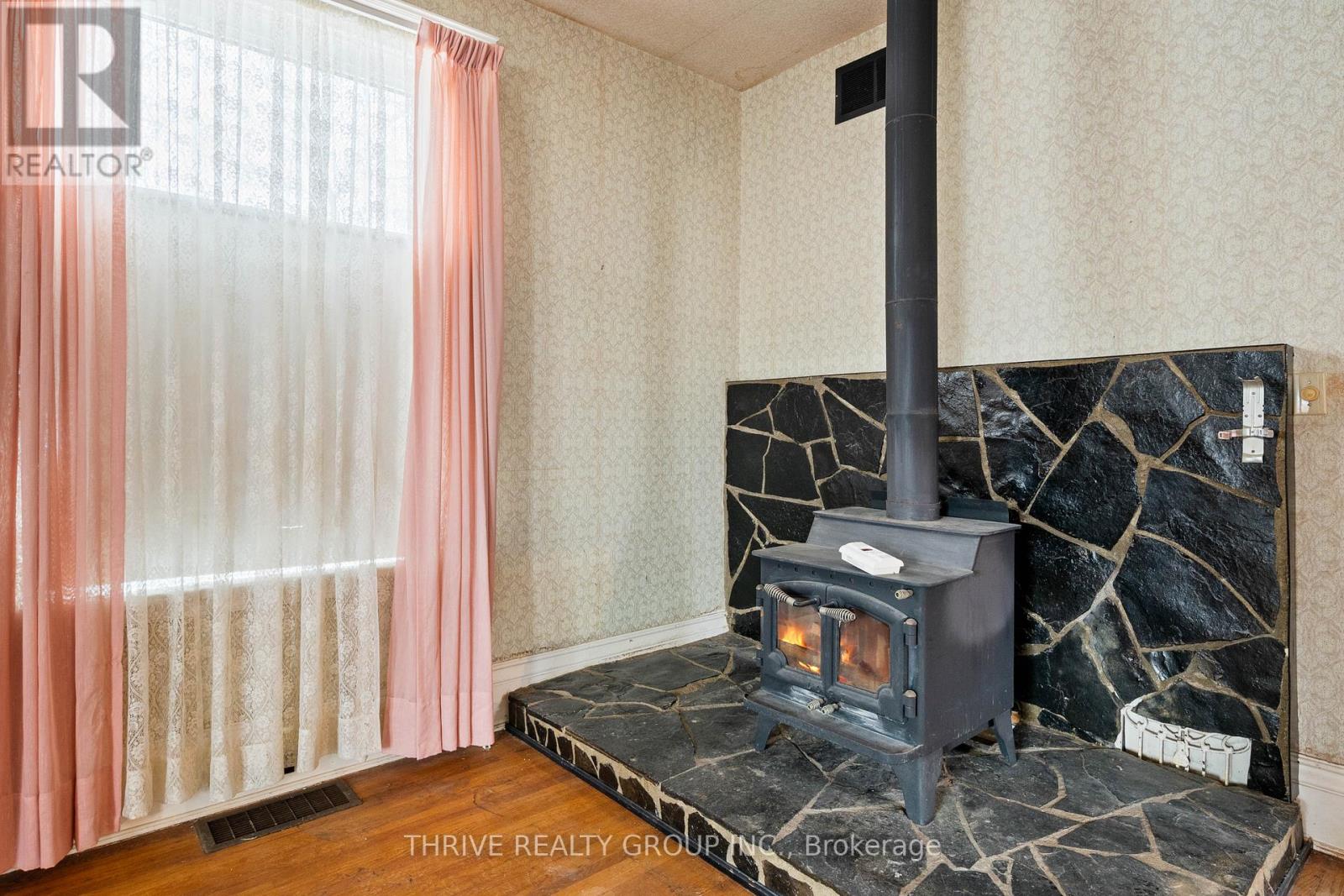 864 Stedwell Street, London East, Ontario  N5Z 1L8 - Photo 5 - X12936582