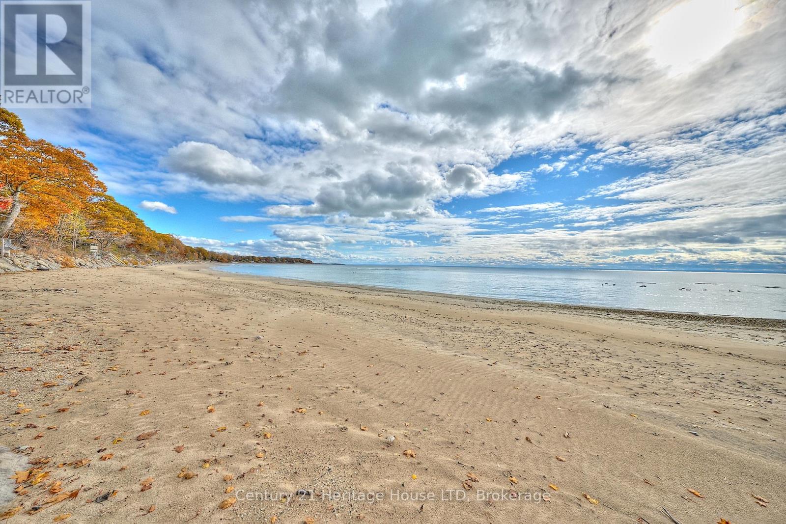 1033 Firelane 1 Road, Port Colborne, Ontario L3K 5V3 - Photo 7 - X12523836