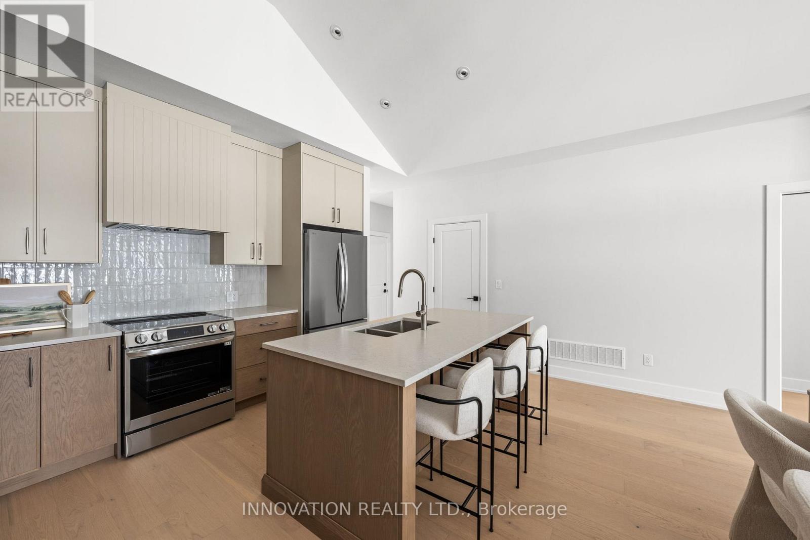 300 Hilversum Lane, Ottawa, Ontario  K0A 1L0 - Photo 9 - X12936606