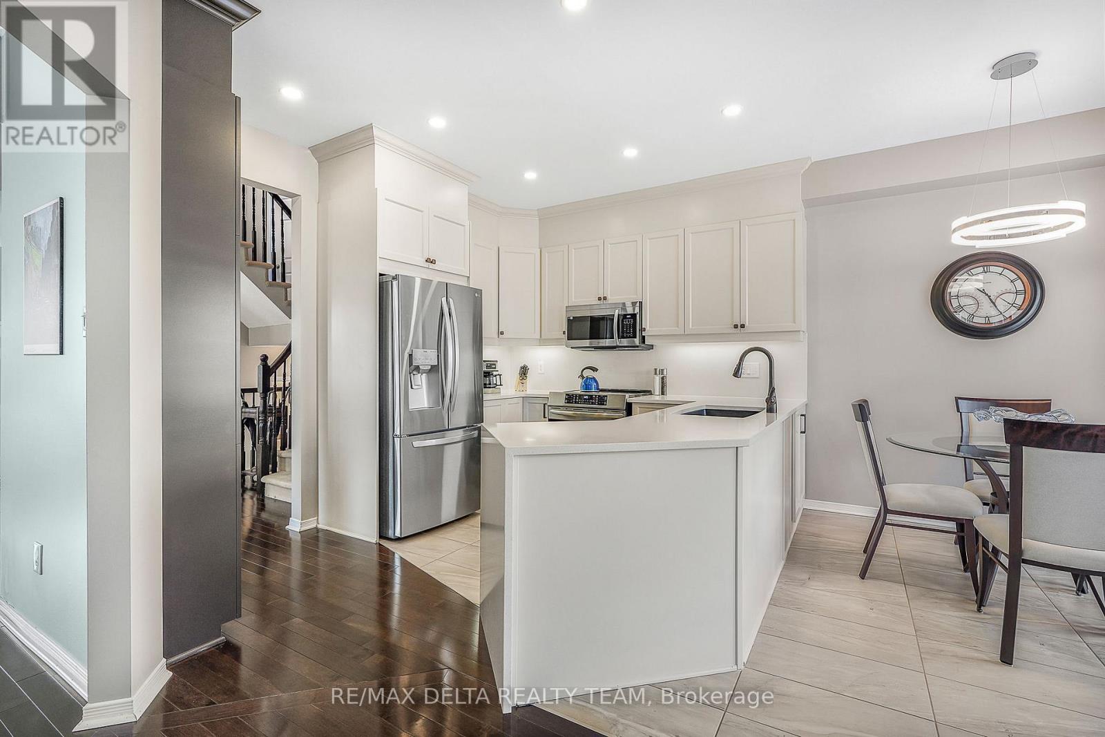 1021 Fieldfair Way, Ottawa, Ontario  K4A 0E2 - Photo 12 - X12936614