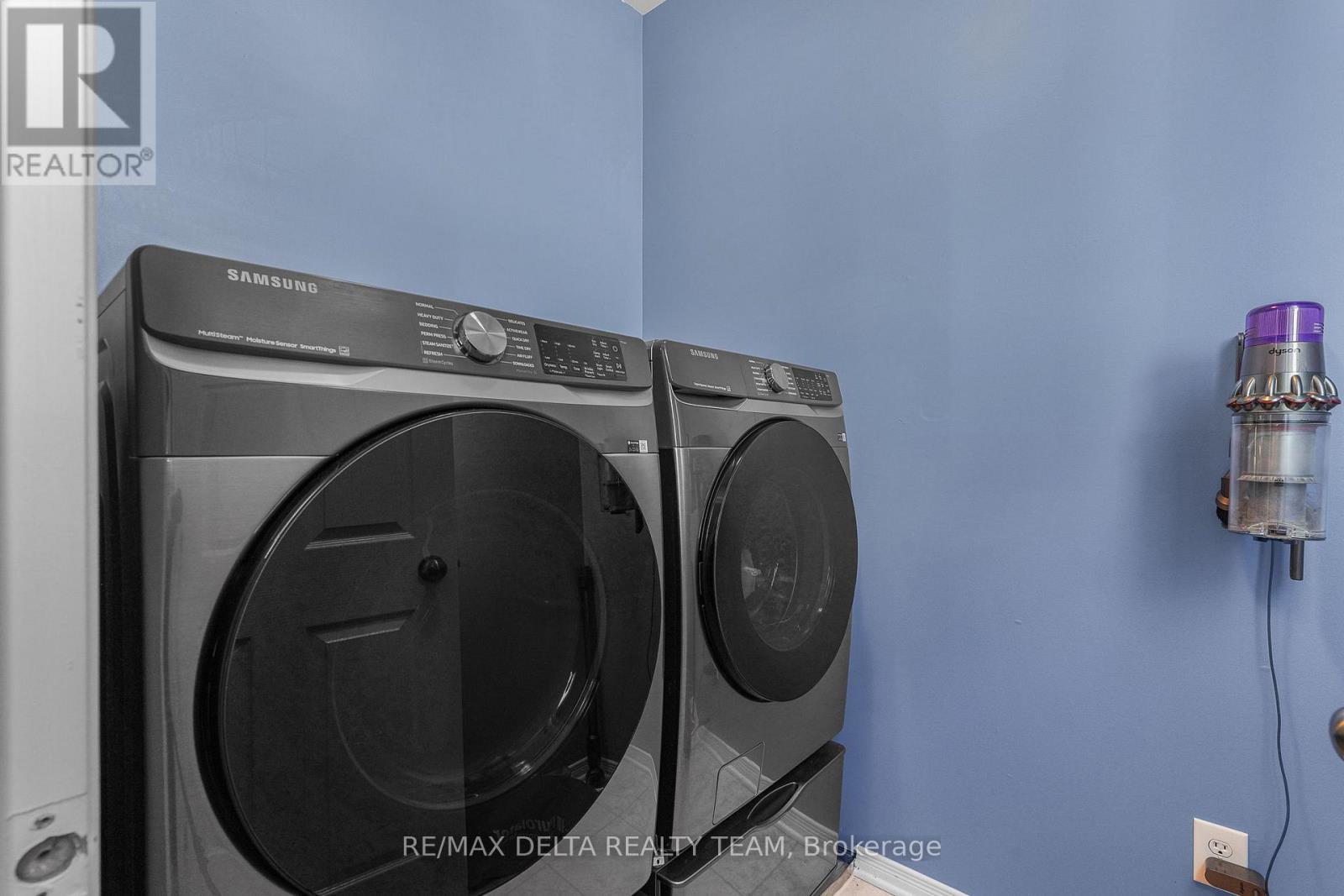 1021 Fieldfair Way, Ottawa, Ontario  K4A 0E2 - Photo 21 - X12936614