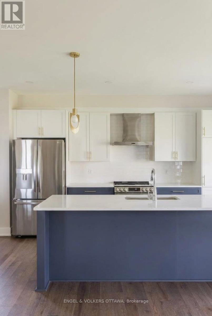 660 Terrier Circle S, Ottawa, Ontario  K0A 2Z0 - Photo 3 - X12936624