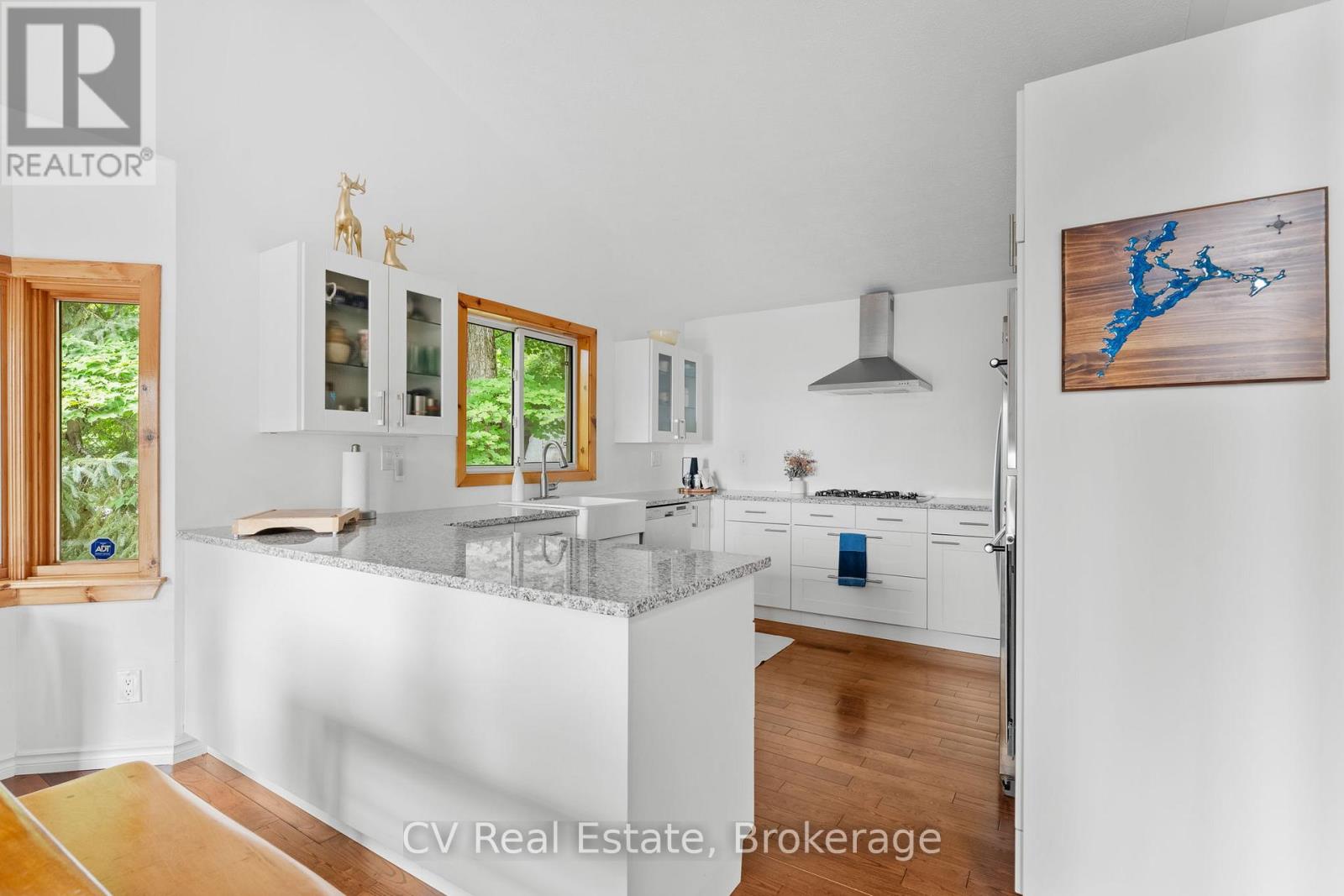 1292 Port Cunnington Road, Lake Of Bays, Ontario  P0A 1H0 - Photo 11 - X12293745