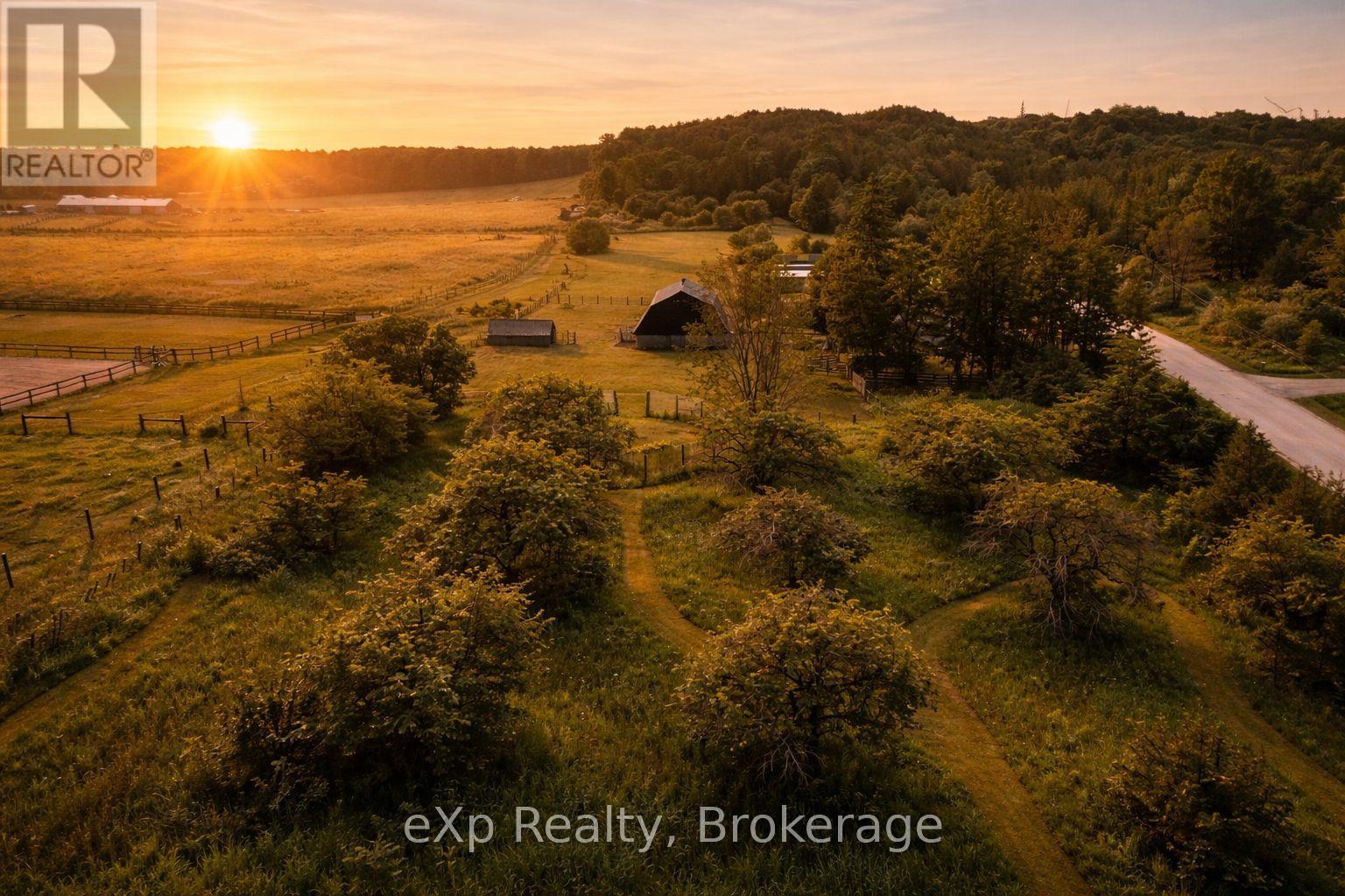 125 LAKE DRIVE, West Grey, Ontario