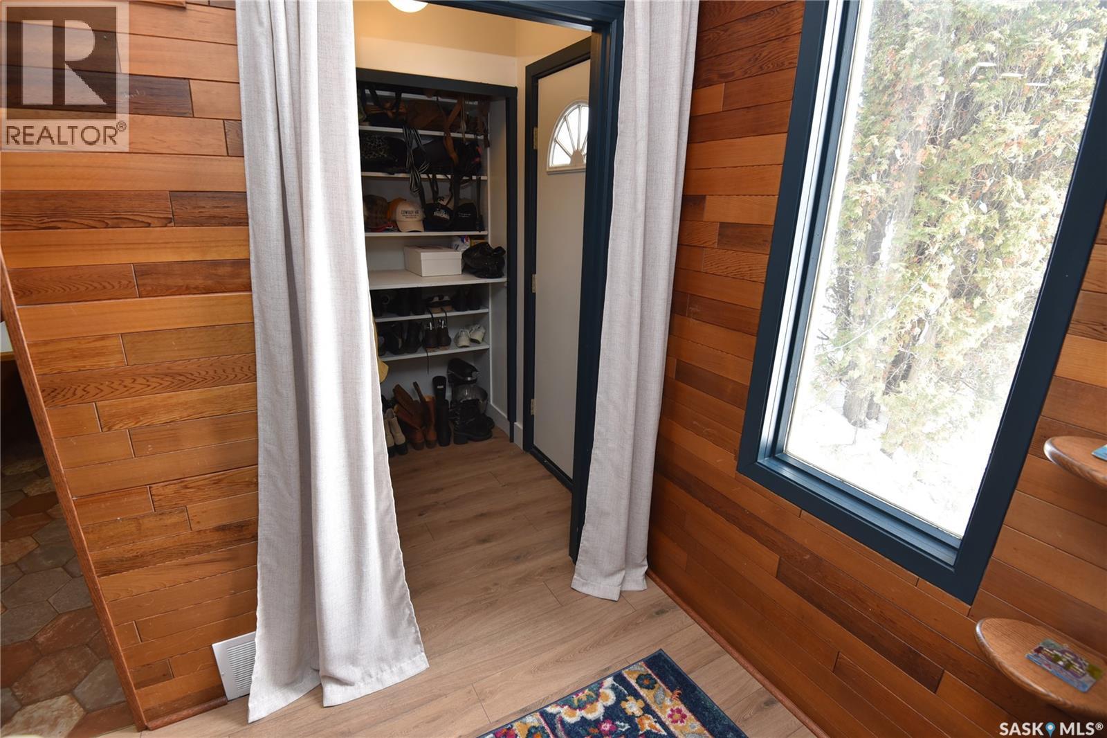 115 4th Avenue E, Nipawin, Saskatchewan  S0E 1E0 - Photo 10 - SK031618