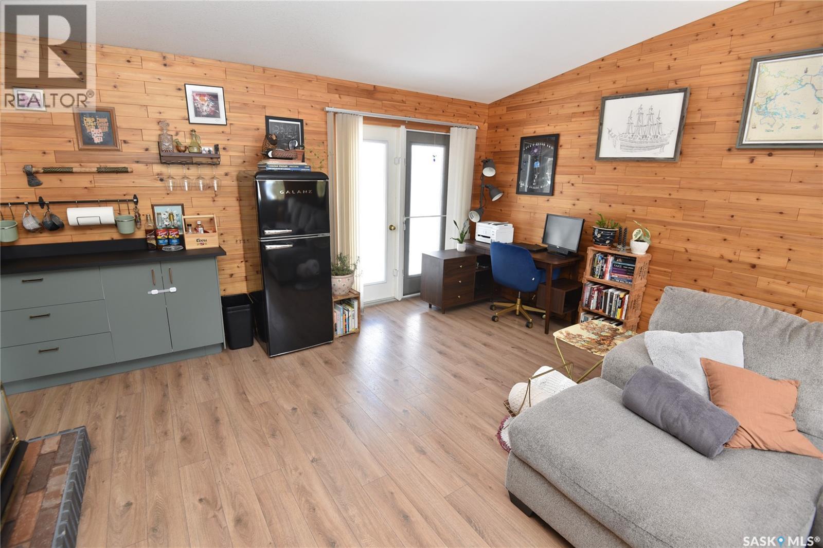 115 4th Avenue E, Nipawin, Saskatchewan  S0E 1E0 - Photo 14 - SK031618