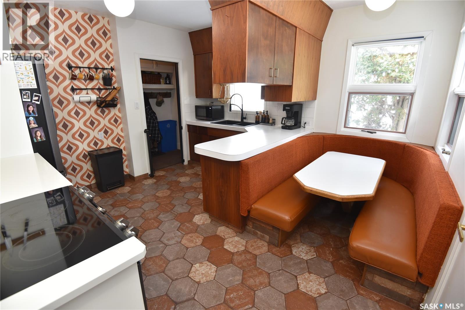 115 4th Avenue E, Nipawin, Saskatchewan  S0E 1E0 - Photo 6 - SK031618