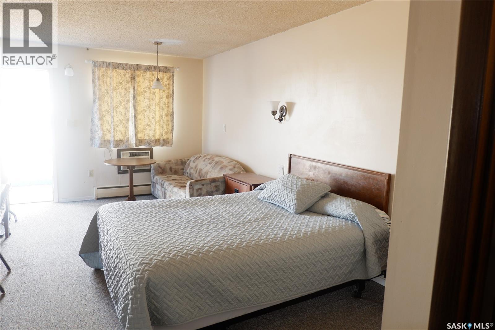 143 Railway Avenue, Coronach, Saskatchewan  S0H 0Z0 - Photo 18 - SK031594