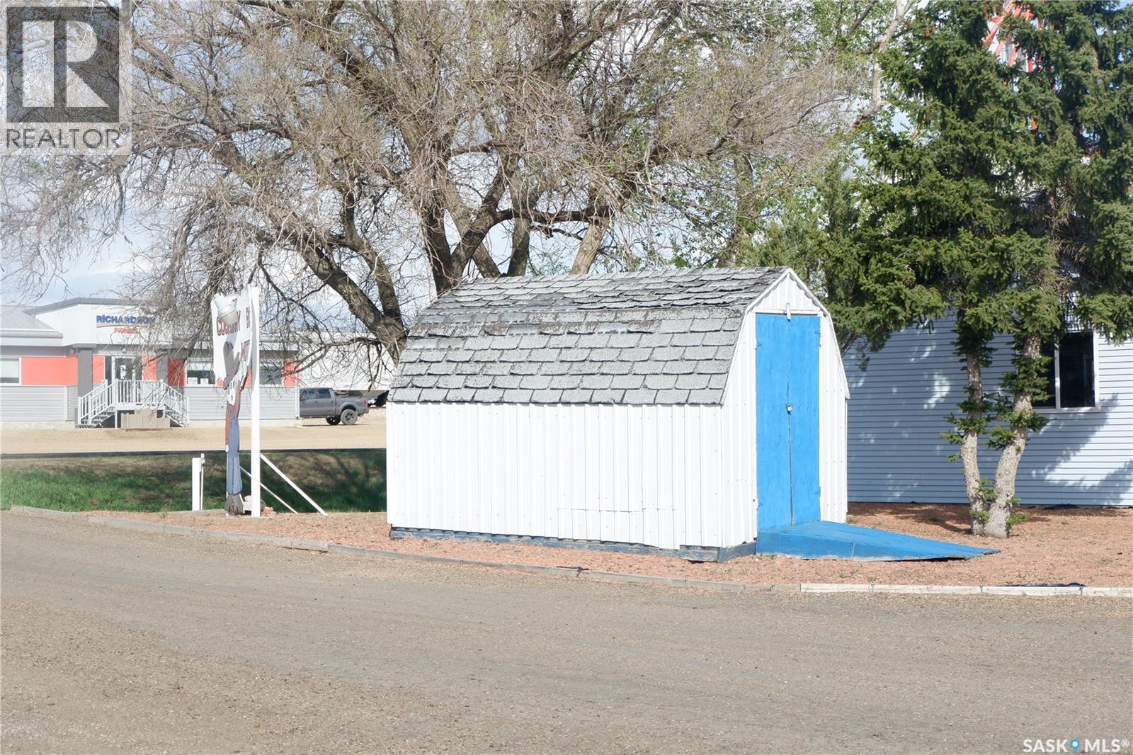 143 Railway Avenue, Coronach, Saskatchewan  S0H 0Z0 - Photo 27 - SK031594