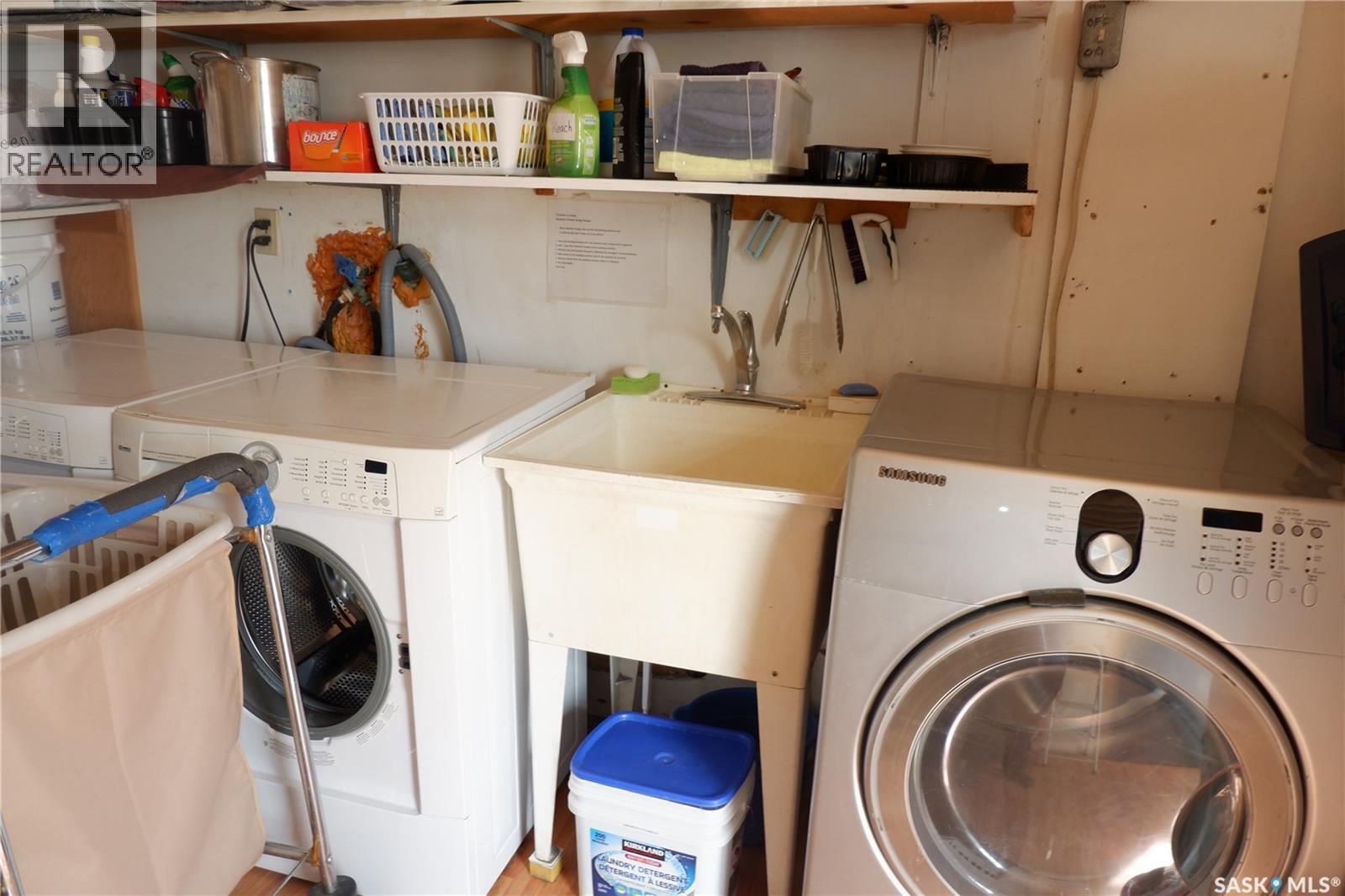 143 Railway Avenue, Coronach, Saskatchewan  S0H 0Z0 - Photo 31 - SK031594