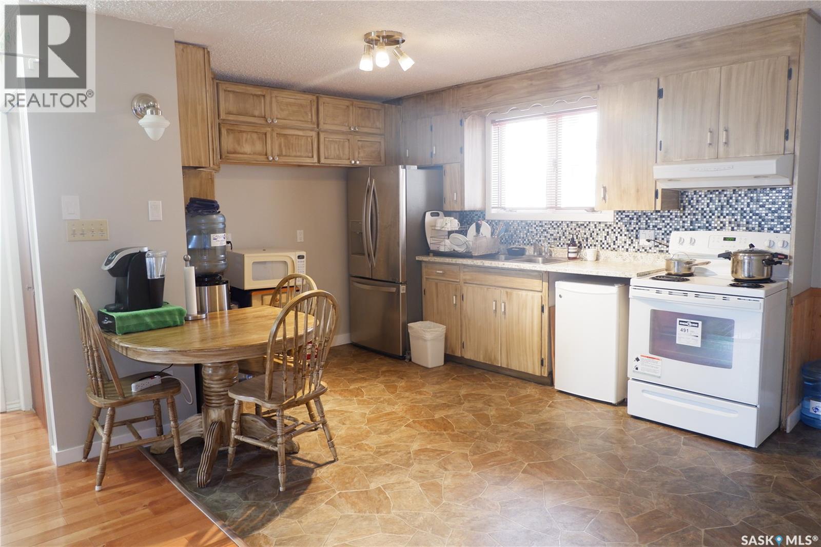 143 Railway Avenue, Coronach, Saskatchewan  S0H 0Z0 - Photo 32 - SK031594
